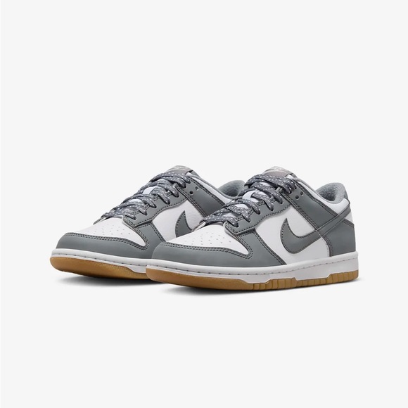 Nike Dunk Low GS ‘Reflective Grey’ Y6 - Picture 2 of 13